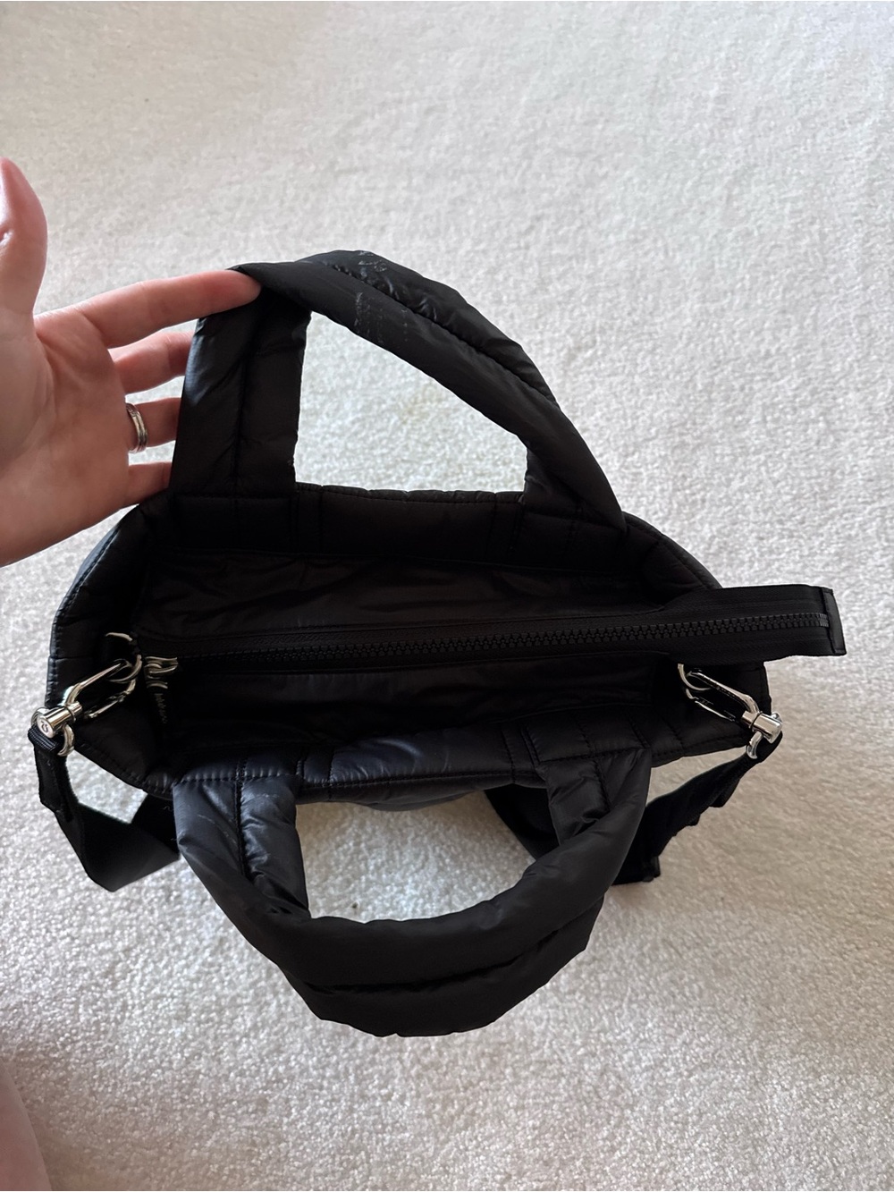 lululemon athletica Black Quilted Tote Bag 5L All Black - Picture 8 of 8